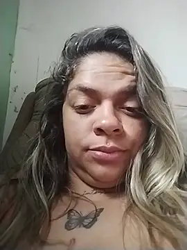 Bokinha2908 stripchat live cam model