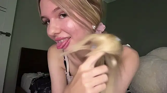 LashawnGelber stripchat live cam model