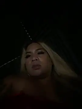 Saffarah stripchat live cam model