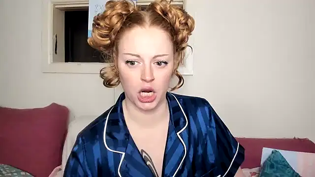 aaprill stripchat live cam model