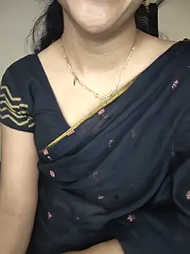 Cute-Smiely-Queen-Telugu stripchat live cam model
