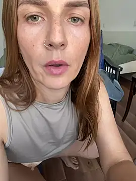 BritneyHall stripchat live cam model