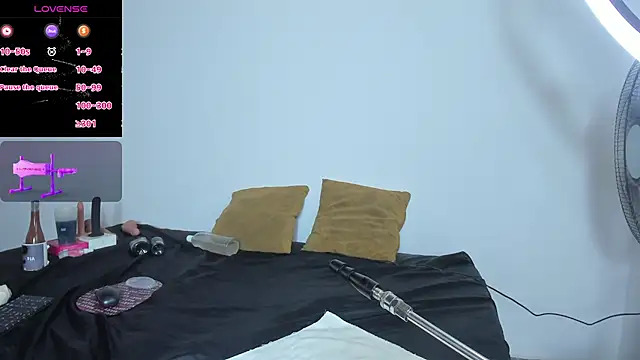 Benjamin_Buster stripchat live cam model