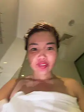 Sunny_lotus stripchat live cam model