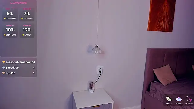 ZanaBreland stripchat live cam model