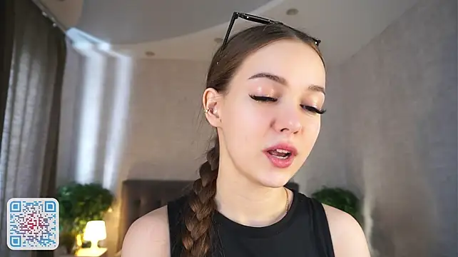 PearleKalmen stripchat live cam model
