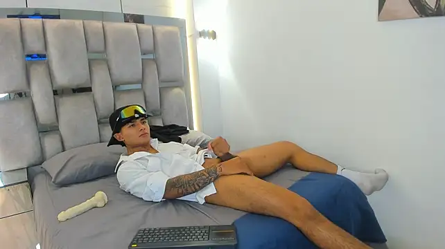Ruslan_marcel stripchat live cam model