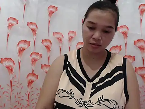 sassygirl20 stripchat live cam model