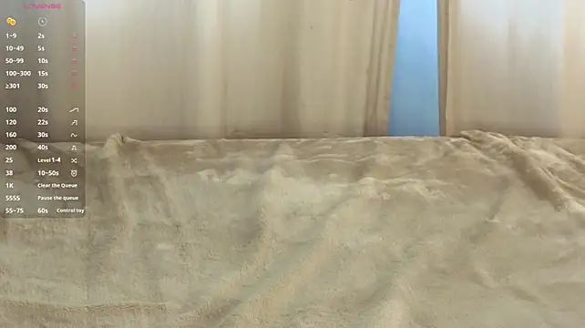 MarlinMollo stripchat live cam model