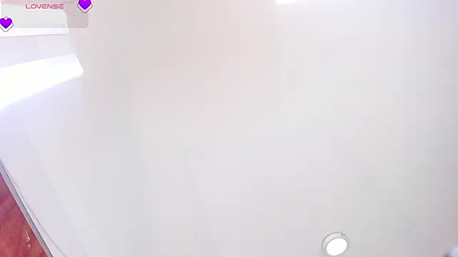 ElaWindsor stripchat live cam model