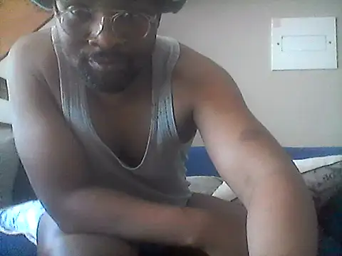MarriedMan- stripchat live cam model