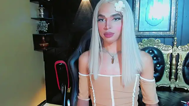 Tait_ stripchat live cam model