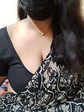 Stephaniee27 stripchat live cam model