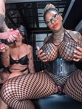 DarkDea stripchat live cam model