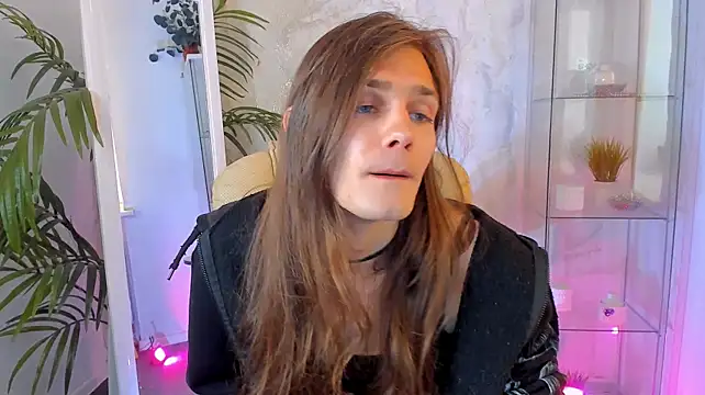 WillFobos stripchat live cam model