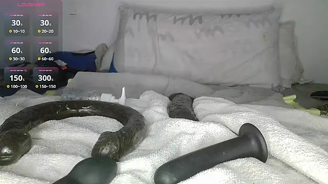 canarito18 stripchat live cam model