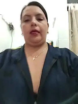 YINNA__24 stripchat live cam model