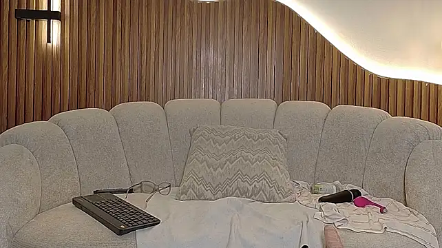 anellejones stripchat live cam model