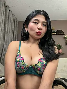 Guadalupe_Lopez stripchat live cam model