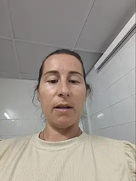 bichota85 stripchat live cam model