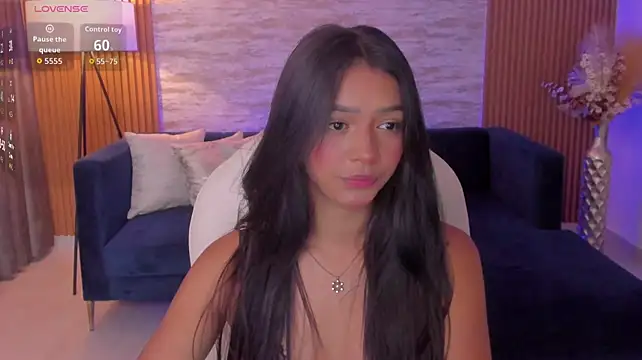 kylie_collins stripchat live cam model