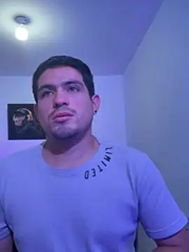 williamsmiiths16 stripchat live cam model