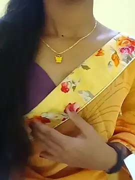 Hotty_varsha_ stripchat live cam model