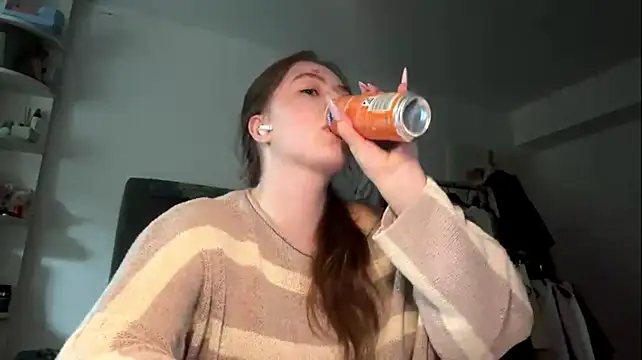 mistyridge stripchat live cam model