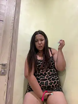 LushBySofa stripchat live cam model