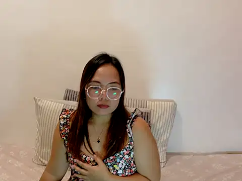 BURBERRY69 stripchat live cam model