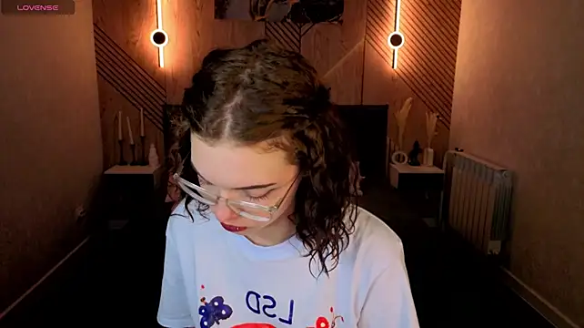 Wullwet_rav stripchat live cam model