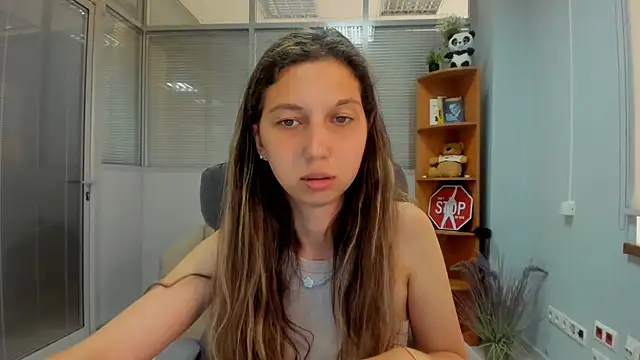 Ellina_Star stripchat live cam model