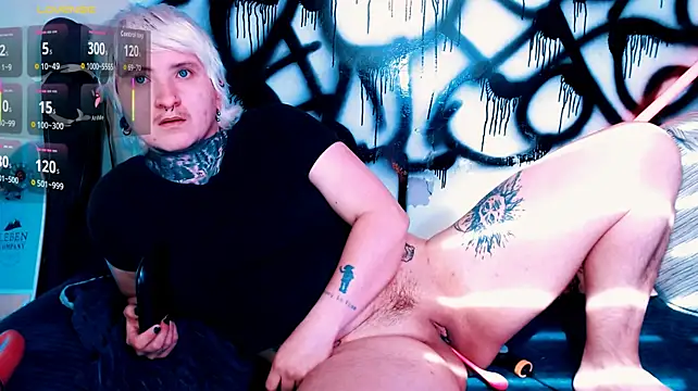Marieblueeyes stripchat live cam model