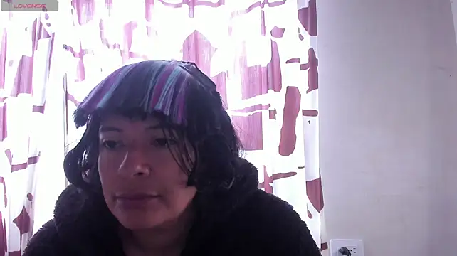 Acelinrose stripchat live cam model