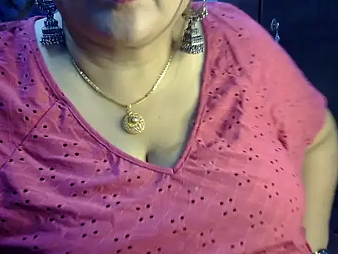 Soniya_Sha stripchat live cam model