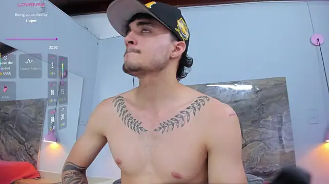 James-06 stripchat live cam model