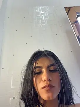 Shayla_Gray stripchat live cam model
