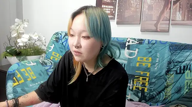 Cute__Kiko stripchat live cam model