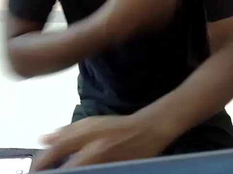 Aman79743 stripchat live cam model