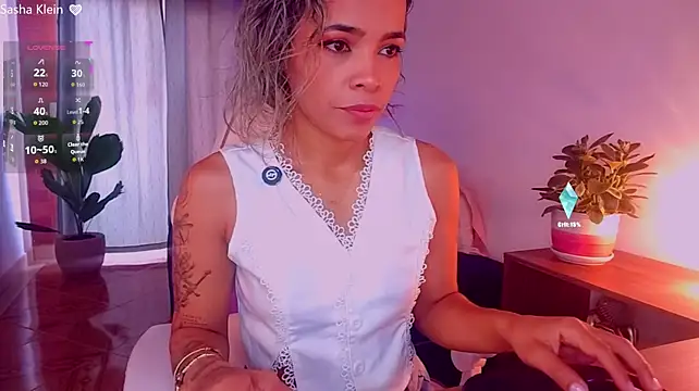 SashaKlein stripchat live cam model