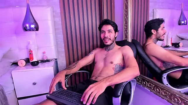 JacksonGreenn stripchat live cam model
