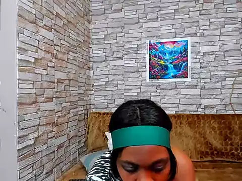 ebonyshay stripchat live cam model