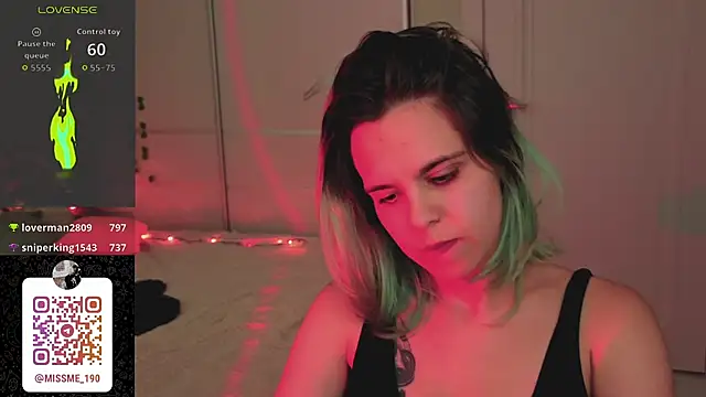 LiraBella stripchat live cam model