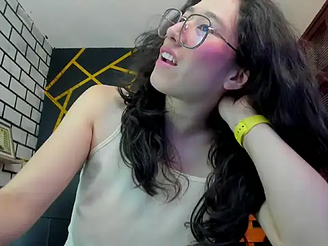 Sarah_Clarc stripchat live cam model