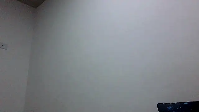Kate-Pauhl stripchat live cam model