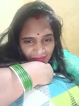 Cutkajal stripchat live cam model