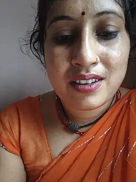 Rayal_bhabi stripchat live cam model