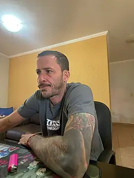 MeladoDiMel stripchat live cam model