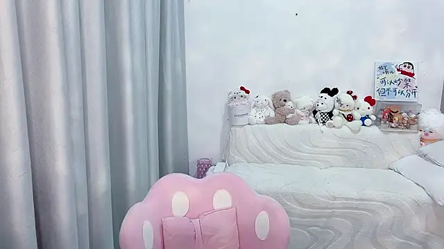 lucky-tt stripchat live cam model