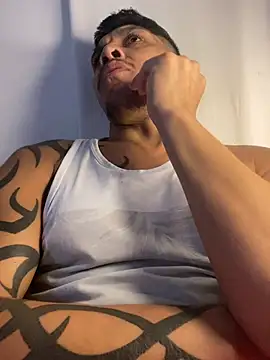 Tatuadomoreno23cm stripchat live cam model